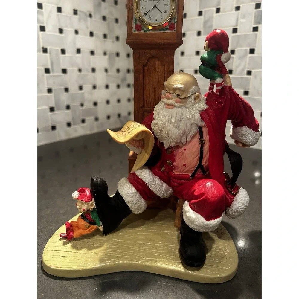Vintage 1995 Howard Miller Clock Santa Claus Christmas Checkin It Twice WORKING!
